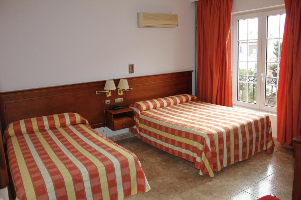 Gran Hostal El Chiscon Colmenar Viejo Værelse billede